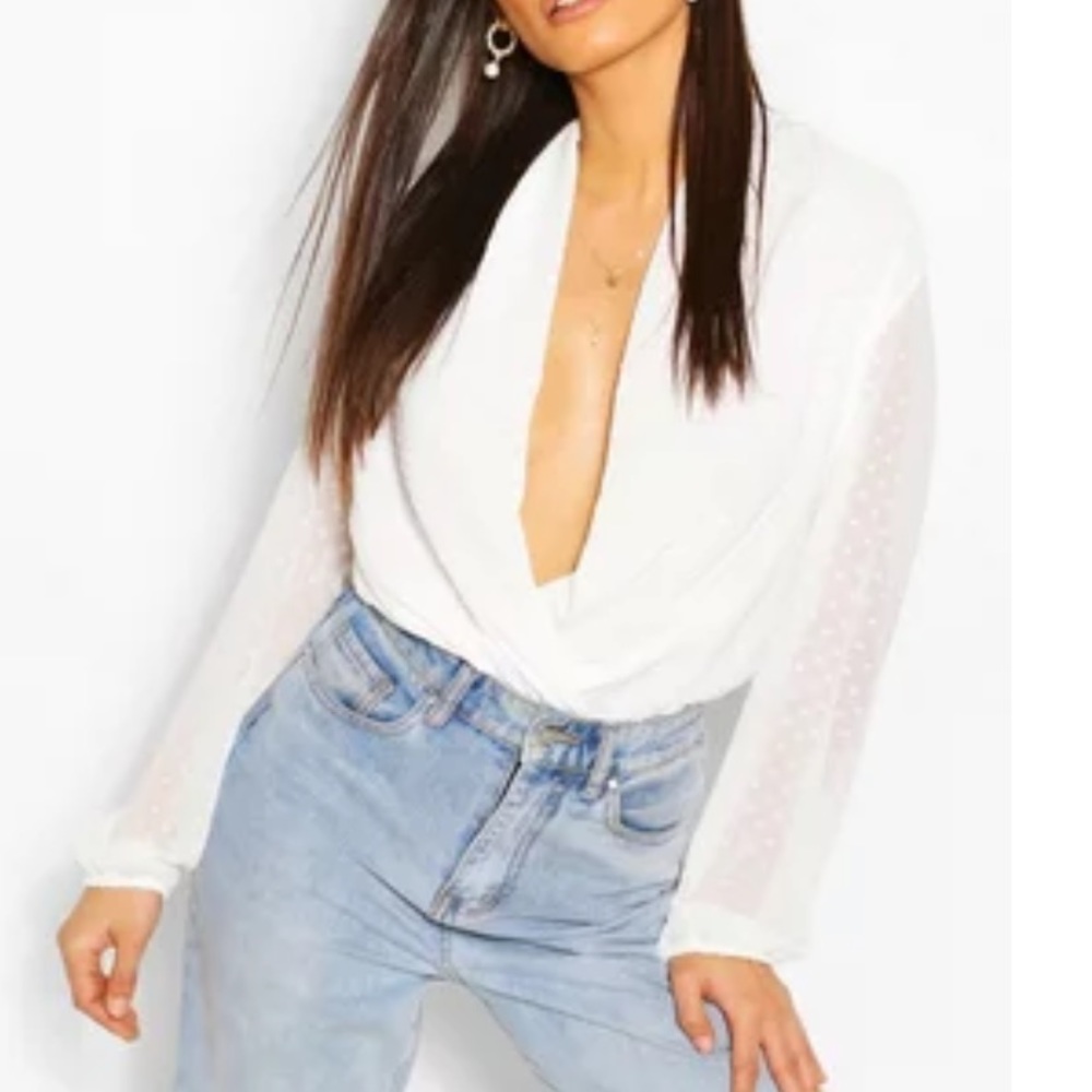 Boohoo Ivory Deep V Bodysuit